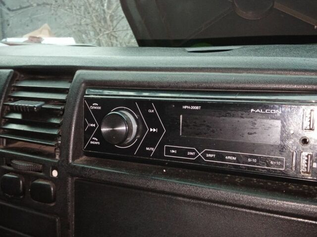 Зелений ГАЗ 2752 Соболь, об'ємом двигуна 2.7 л та пробігом 130 тис. км за 1360 $, фото 21 на Automoto.ua