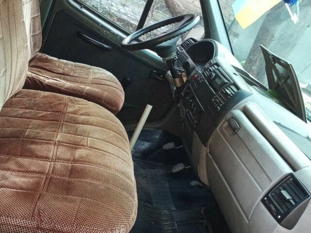 Зелений ГАЗ 2752 Соболь, об'ємом двигуна 2.7 л та пробігом 130 тис. км за 1360 $, фото 9 на Automoto.ua