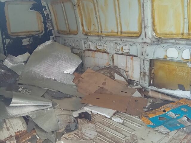 Білий ГАЗ 2790, об'ємом двигуна 2.5 л та пробігом 356 тис. км за 900 $, фото 8 на Automoto.ua