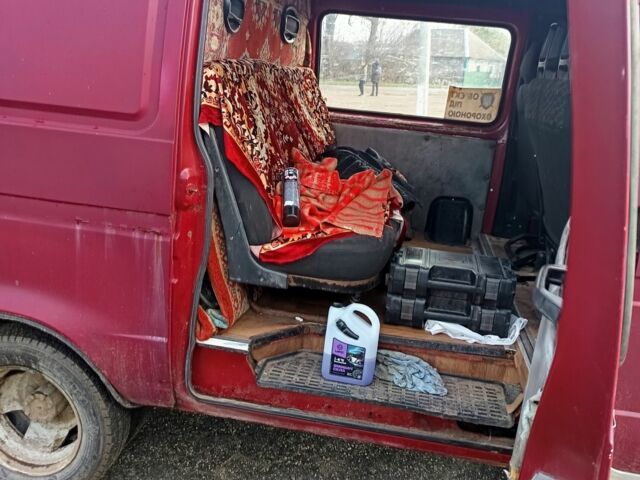 Красный ГАЗ 2790, объемом двигателя 2.5 л и пробегом 200 тыс. км за 2000 $, фото 3 на Automoto.ua