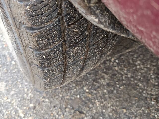 Красный ГАЗ 2790, объемом двигателя 2.5 л и пробегом 200 тыс. км за 2000 $, фото 4 на Automoto.ua