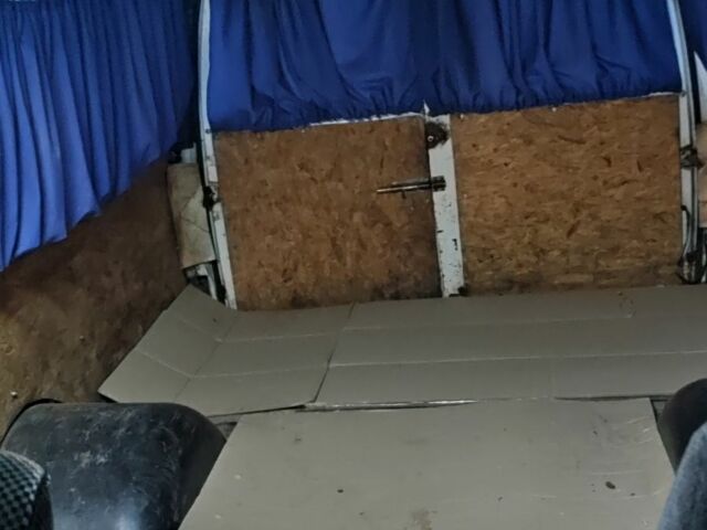 Білий ГАЗ 2818 Газель, об'ємом двигуна 2 л та пробігом 300 тис. км за 1926 $, фото 7 на Automoto.ua