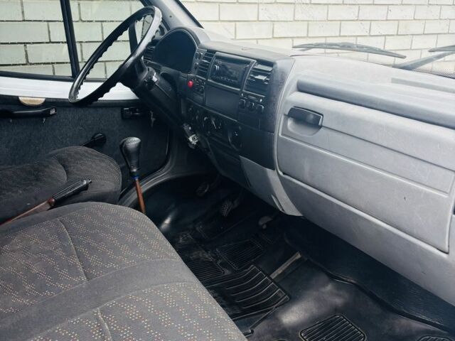 Білий ГАЗ 2818 Газель, об'ємом двигуна 2.3 л та пробігом 222 тис. км за 2200 $, фото 3 на Automoto.ua