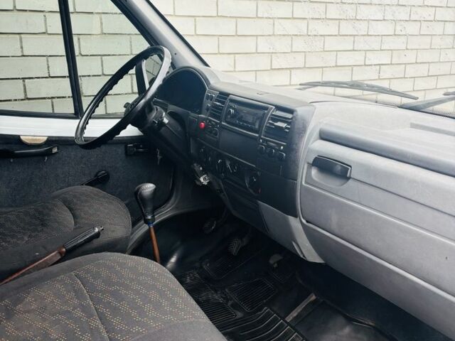 Білий ГАЗ 2818 Газель, об'ємом двигуна 2.3 л та пробігом 222 тис. км за 2200 $, фото 4 на Automoto.ua