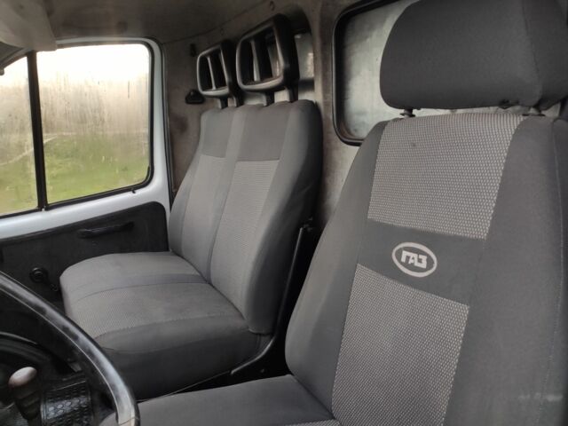 Белый ГАЗ 2818 Газель, объемом двигателя 2.5 л и пробегом 200 тыс. км за 2000 $, фото 9 на Automoto.ua