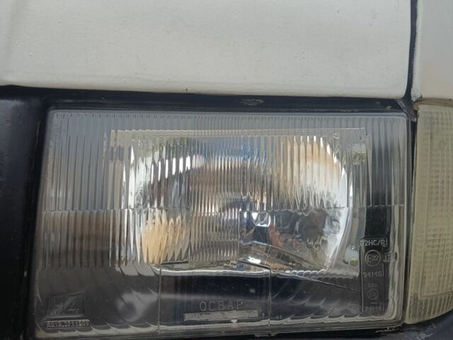 Білий ГАЗ 2818 Газель, об'ємом двигуна 2.4 л та пробігом 100 тис. км за 1543 $, фото 18 на Automoto.ua