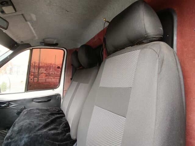 Білий ГАЗ 2818 Газель, об'ємом двигуна 2.4 л та пробігом 100 тис. км за 1543 $, фото 3 на Automoto.ua