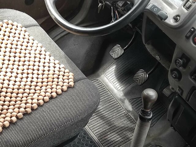 ГАЗ 2818 Газель 1999 в Чернигове на Automoto.ua Синий ГАЗ 2818 Газель, объемом двигателя 2.9 л и пробегом 60 тыс. км за 1544 $, фото 6 на Automoto.ua