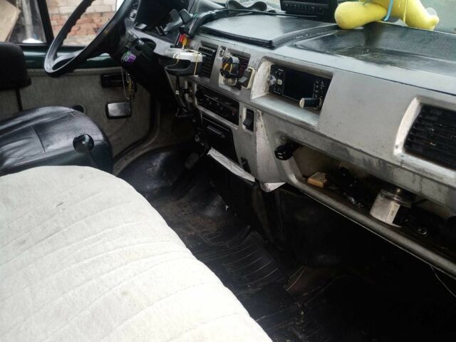 Зеленый ГАЗ 2818 Газель, объемом двигателя 2.4 л и пробегом 800 тыс. км за 2000 $, фото 2 на Automoto.ua