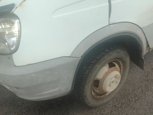 Белый ГАЗ 3102 Волга, объемом двигателя 2.5 л и пробегом 300 тыс. км за 1800 $, фото 2 на Automoto.ua