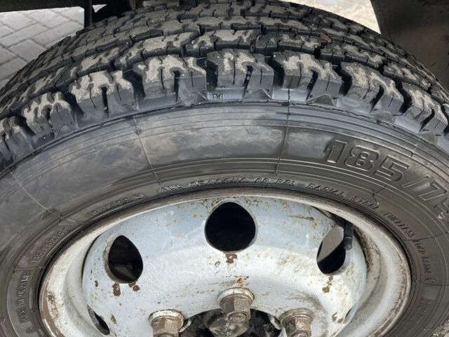 Бежевый ГАЗ 3102 Волга, объемом двигателя 2.9 л и пробегом 100 тыс. км за 1500 $, фото 2 на Automoto.ua