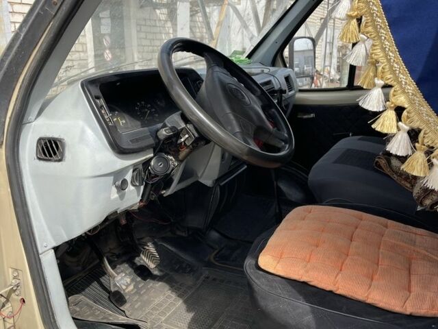 Бежевый ГАЗ 3102 Волга, объемом двигателя 2.9 л и пробегом 100 тыс. км за 1500 $, фото 4 на Automoto.ua