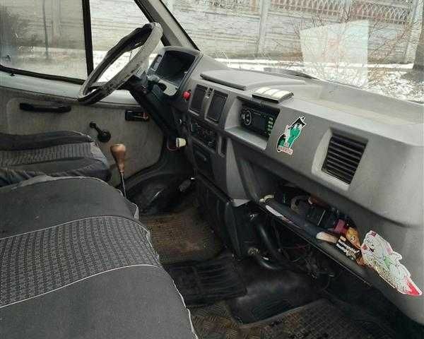 Серый ГАЗ 3102 Волга, объемом двигателя 2.45 л и пробегом 180 тыс. км за 1000 $, фото 6 на Automoto.ua