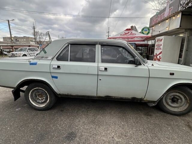 Серый ГАЗ 3102 Волга, объемом двигателя 2.45 л и пробегом 169 тыс. км за 800 $, фото 5 на Automoto.ua