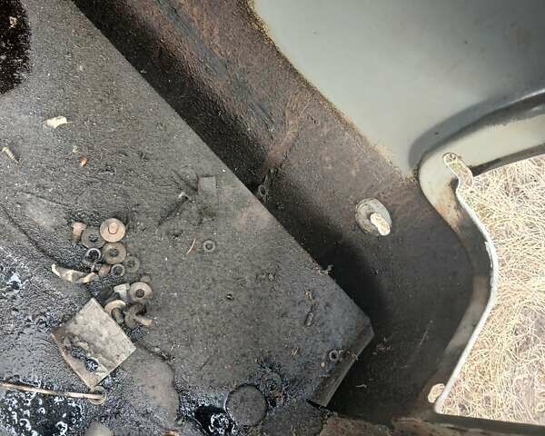 Серый ГАЗ 3102 Волга, объемом двигателя 0 л и пробегом 10 тыс. км за 6500 $, фото 11 на Automoto.ua