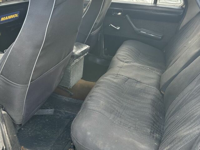 Серый ГАЗ 3102 Волга, объемом двигателя 2.45 л и пробегом 169 тыс. км за 800 $, фото 13 на Automoto.ua