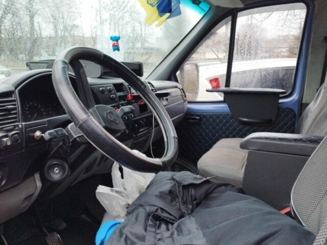 Синий ГАЗ 3102 Волга, объемом двигателя 2.5 л и пробегом 635 тыс. км за 3071 $, фото 5 на Automoto.ua