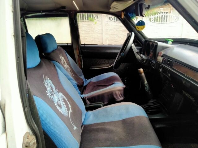 Белый ГАЗ 31029 Волга, объемом двигателя 0 л и пробегом 124 тыс. км за 500 $, фото 7 на Automoto.ua