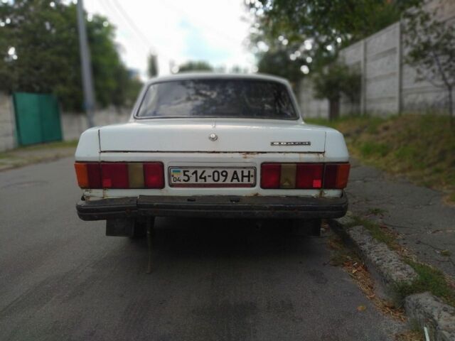 Белый ГАЗ 31029 Волга, объемом двигателя 0 л и пробегом 124 тыс. км за 500 $, фото 2 на Automoto.ua