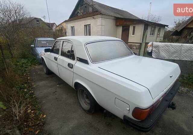 Белый ГАЗ 31029 Волга, объемом двигателя 2.4 л и пробегом 444 тыс. км за 299 $, фото 1 на Automoto.ua