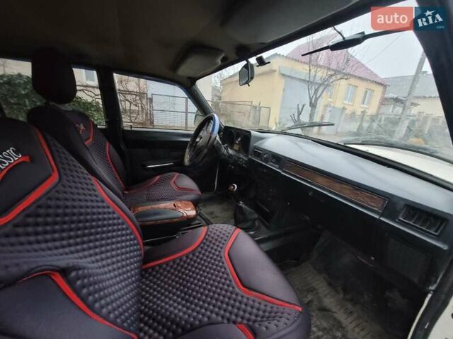 Белый ГАЗ 31029 Волга, объемом двигателя 2.4 л и пробегом 96 тыс. км за 600 $, фото 10 на Automoto.ua