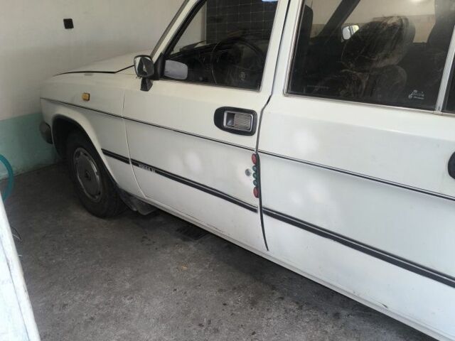 Белый ГАЗ 31029 Волга, объемом двигателя 2.4 л и пробегом 114 тыс. км за 2500 $, фото 2 на Automoto.ua