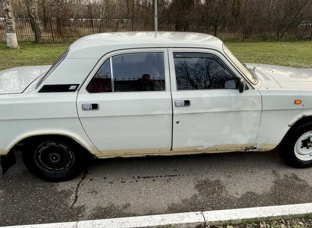 Белый ГАЗ 31029 Волга, объемом двигателя 2.5 л и пробегом 176 тыс. км за 1000 $, фото 5 на Automoto.ua