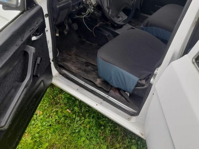 Белый ГАЗ 31029 Волга, объемом двигателя 0 л и пробегом 877 тыс. км за 332 $, фото 2 на Automoto.ua