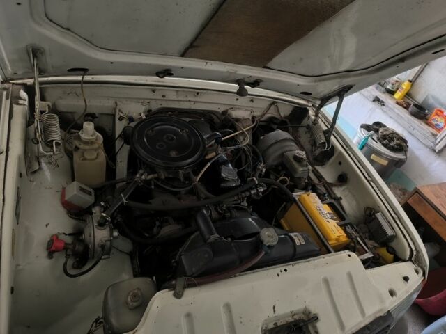 Белый ГАЗ 31029 Волга, объемом двигателя 2.4 л и пробегом 114 тыс. км за 2500 $, фото 5 на Automoto.ua