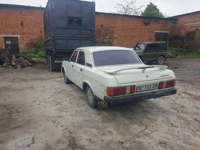 Белый ГАЗ 31029 Волга, объемом двигателя 0 л и пробегом 200 тыс. км за 450 $, фото 2 на Automoto.ua