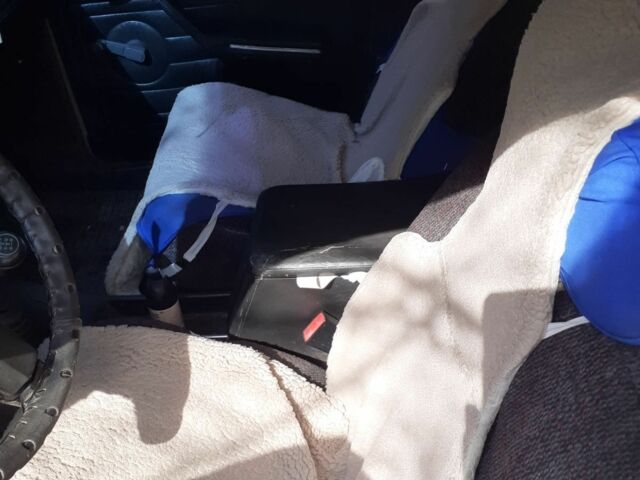 Бежевый ГАЗ 31029 Волга, объемом двигателя 2 л и пробегом 145 тыс. км за 550 $, фото 2 на Automoto.ua