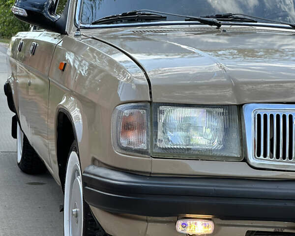 Бежевий ГАЗ 31029 Волга, об'ємом двигуна 2.45 л та пробігом 100 тис. км за 1500 $, фото 3 на Automoto.ua