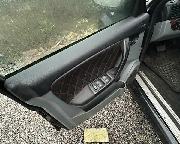 Черный ГАЗ 31029 Волга, объемом двигателя 3 л и пробегом 200 тыс. км за 2950 $, фото 3 на Automoto.ua