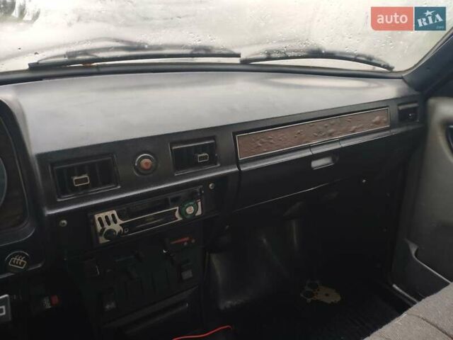 Чорний ГАЗ 31029 Волга, об'ємом двигуна 2.45 л та пробігом 100 тис. км за 550 $, фото 2 на Automoto.ua