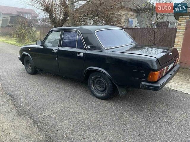 Черный ГАЗ 31029 Волга, объемом двигателя 2.45 л и пробегом 250 тыс. км за 826 $, фото 2 на Automoto.ua