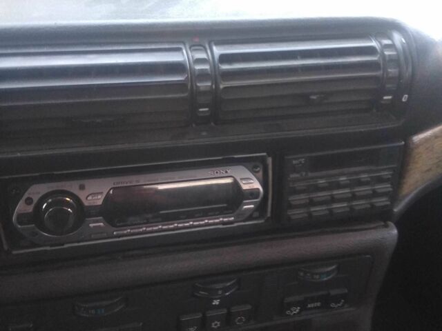 Черный ГАЗ 31029 Волга, объемом двигателя 2.5 л и пробегом 2 тыс. км за 719 $, фото 8 на Automoto.ua