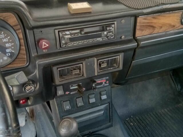 Серый ГАЗ 31029 Волга, объемом двигателя 2.45 л и пробегом 70 тыс. км за 500 $, фото 7 на Automoto.ua