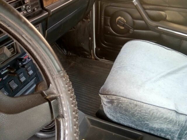 Серый ГАЗ 31029 Волга, объемом двигателя 2.45 л и пробегом 70 тыс. км за 500 $, фото 6 на Automoto.ua