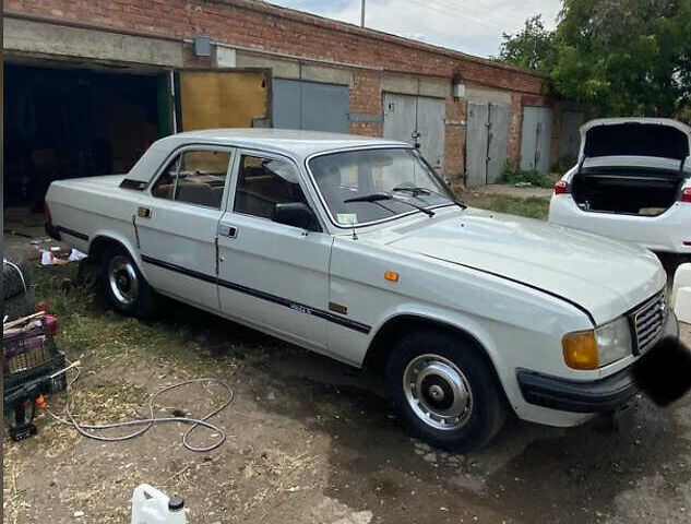 Серый ГАЗ 31029 Волга, объемом двигателя 2.43 л и пробегом 70 тыс. км за 500 $, фото 1 на Automoto.ua