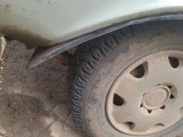 Серый ГАЗ 31029 Волга, объемом двигателя 2.4 л и пробегом 87 тыс. км за 1000 $, фото 3 на Automoto.ua