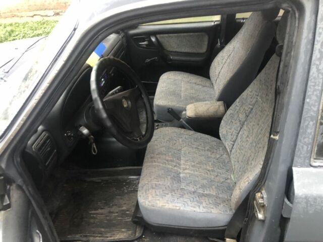 Сірий ГАЗ 31029 Волга, об'ємом двигуна 2.4 л та пробігом 123 тис. км за 500 $, фото 2 на Automoto.ua