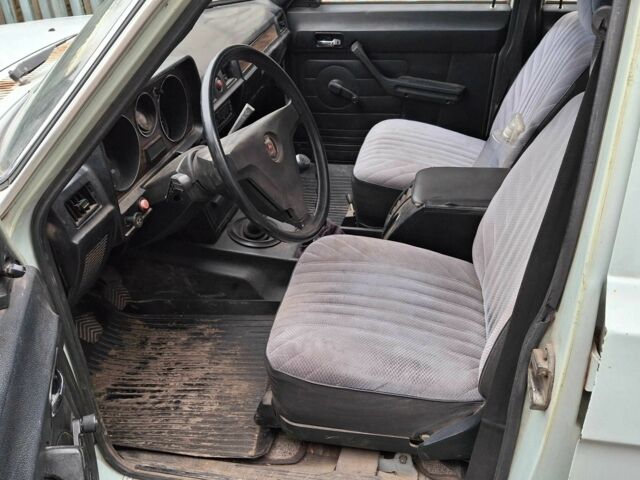 Сірий ГАЗ 31029 Волга, об'ємом двигуна 2.4 л та пробігом 7 тис. км за 710 $, фото 4 на Automoto.ua