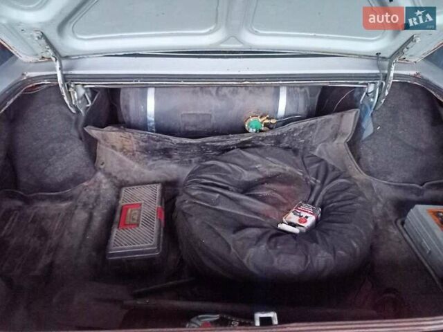 Серый ГАЗ 31029 Волга, объемом двигателя 2.4 л и пробегом 200 тыс. км за 650 $, фото 5 на Automoto.ua