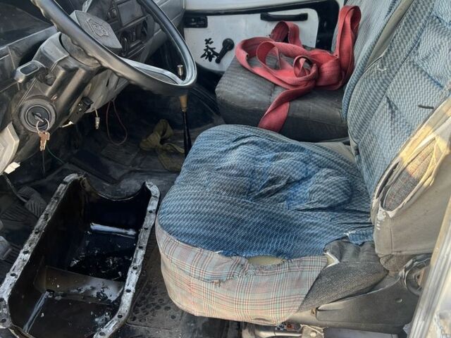 Бежевий ГАЗ 3105, об'ємом двигуна 0 л та пробігом 100 тис. км за 700 $, фото 1 на Automoto.ua