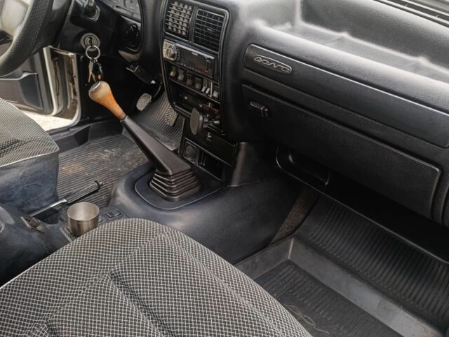 ГАЗ 3105 2004 в Славянске на Automoto.ua Серый ГАЗ 3105, объемом двигателя 0 л и пробегом 122 тыс. км за 1700 $, фото 3 на Automoto.ua