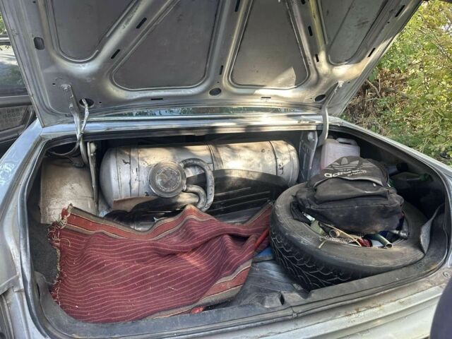 Сірий ГАЗ 3105, об'ємом двигуна 2.3 л та пробігом 291 тис. км за 607 $, фото 8 на Automoto.ua