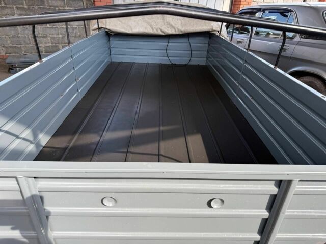 Сірий ГАЗ 3105, об'ємом двигуна 2.3 л та пробігом 112 тис. км за 4000 $, фото 4 на Automoto.ua