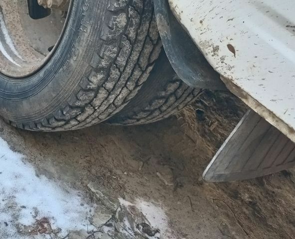 Белый ГАЗ 3110 Волга, объемом двигателя 2.4 л и пробегом 800 тыс. км за 1500 $, фото 3 на Automoto.ua