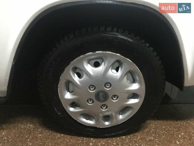 ГАЗ 3110 Волга 1997 в Кривом Роге на Automoto.ua Белый ГАЗ 3110 Волга, объемом двигателя 2.3 л и пробегом 546 тыс. км за 1500 $, фото 3 на Automoto.ua