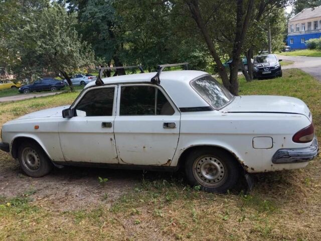 Белый ГАЗ 3110 Волга, объемом двигателя 2.4 л и пробегом 115 тыс. км за 900 $, фото 4 на Automoto.ua